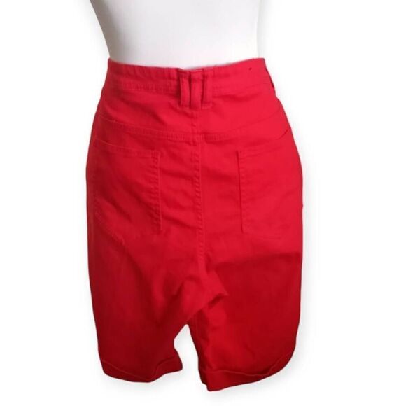 PURE ENERGY RED SHORTS SZ.20 EUC - Picture 2 of 5